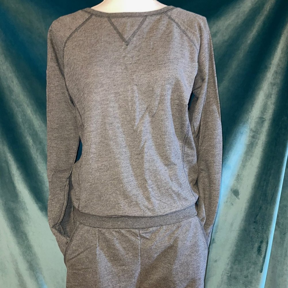 Sweatsuit